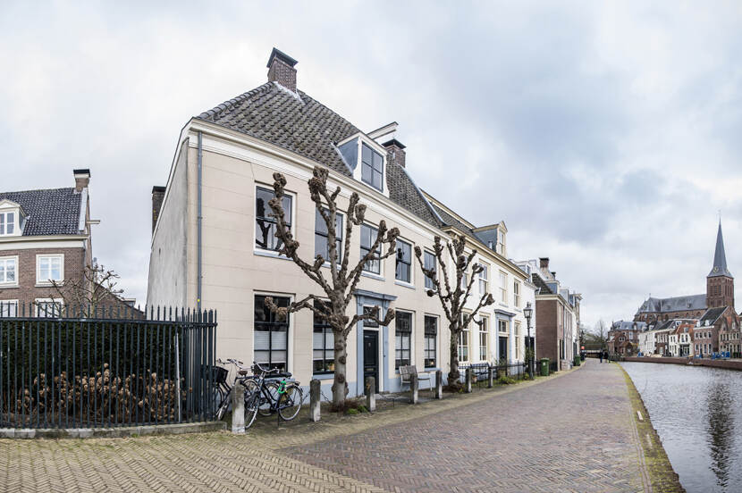 Monumentaal pand aan de Herengracht in Maarssen